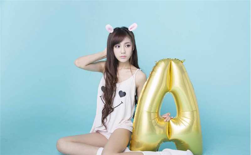 高清平面模特曹安娜俏皮可爱图集