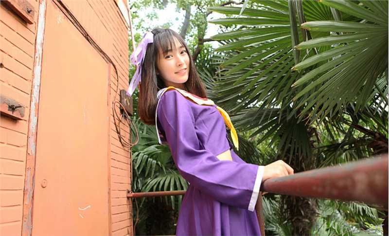 最新清纯美女张楚萌萌哒惹人爱图集