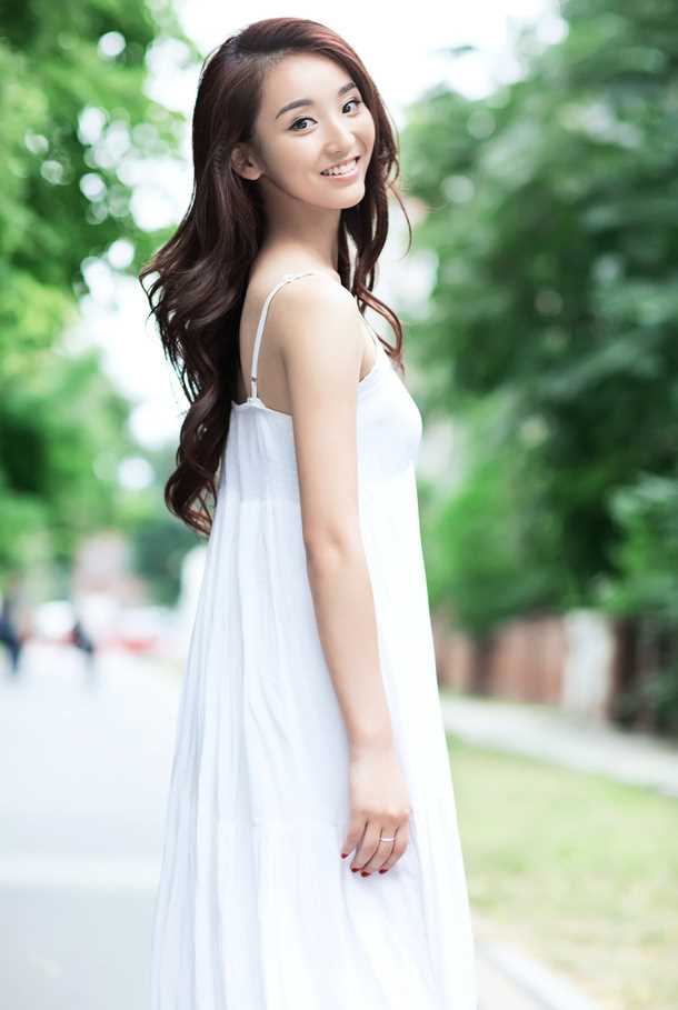 最新褚萌琦小清新唯美壁纸