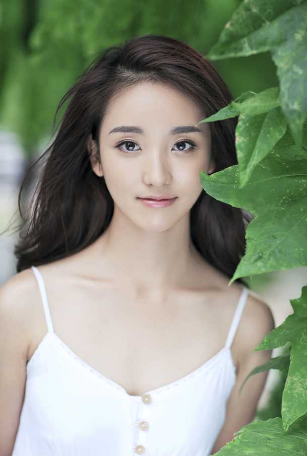 最新褚萌琦小清新唯美壁纸