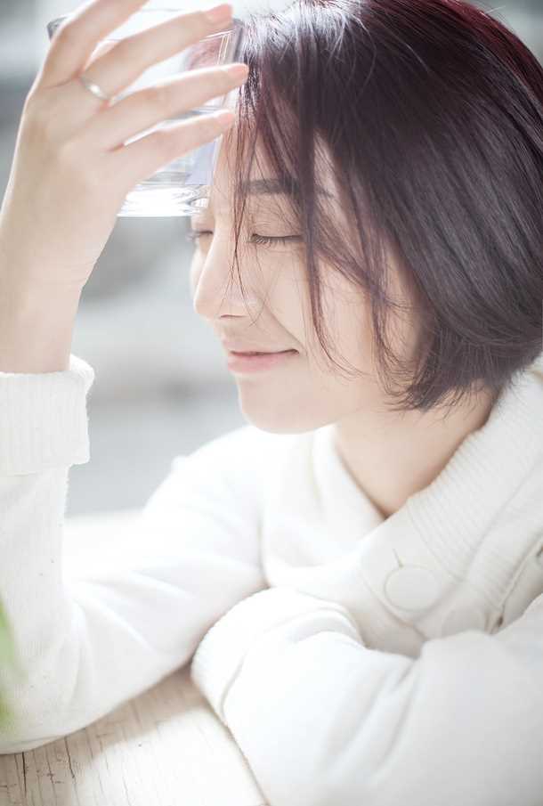 精选褚萌琦纯白清纯可人图册