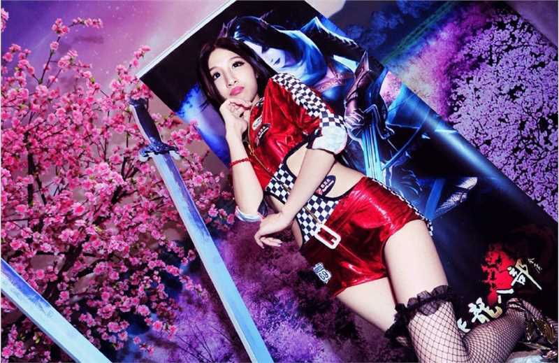 特别专辑美女程茧儿性感魅惑图片