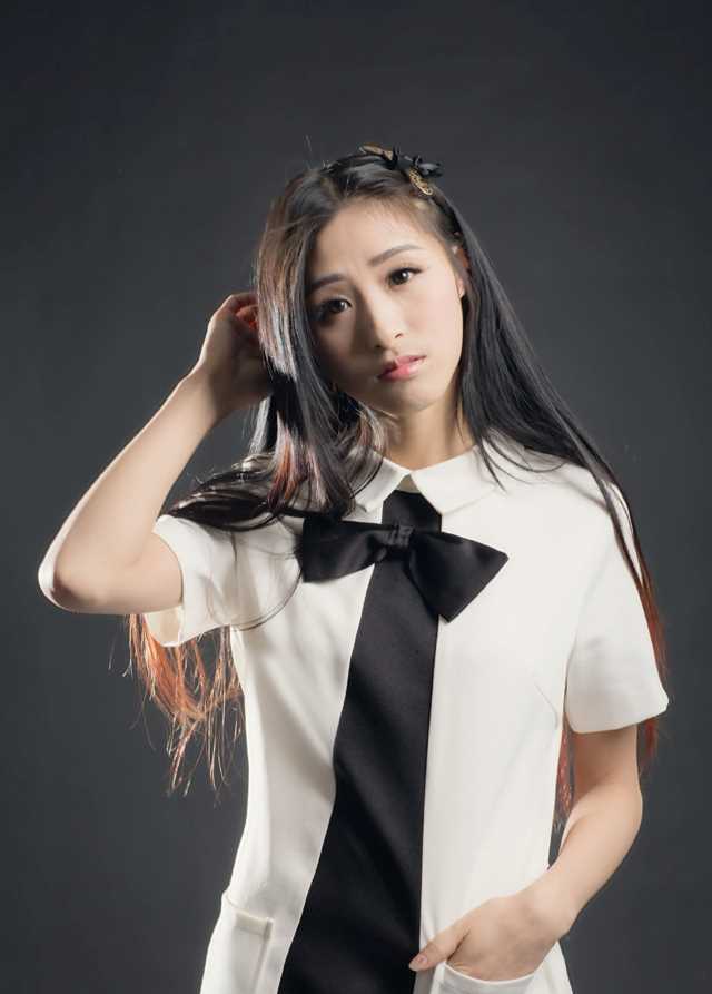 优质程茧儿清纯可人图片