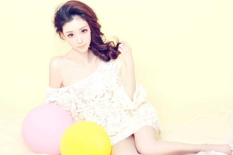 高清温珶性感私密,露胸露腿超诱人图册