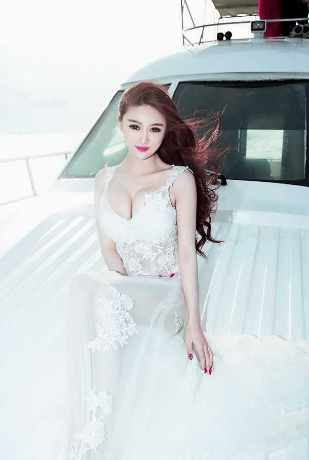 最全李馨诺透视内衣性感热辣相册