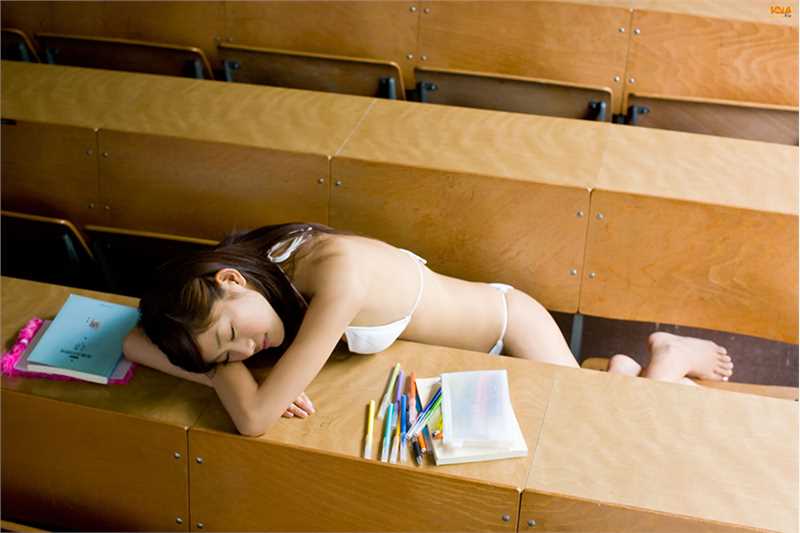 最新绿野仙踪美女佐藤里香壁纸