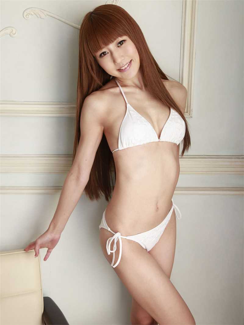 最全冷艳比基尼美女中村知世壁纸