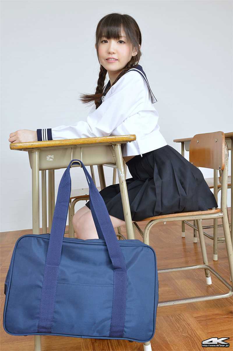 优质制服美女久宥茜图片