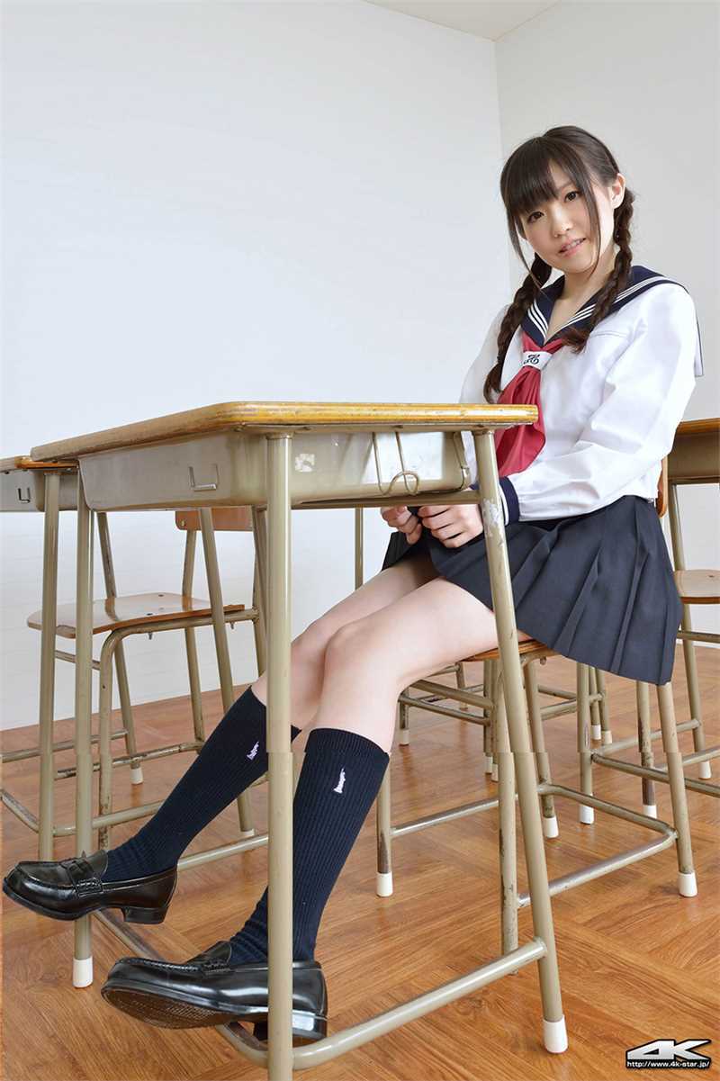 优质制服美女久宥茜图片