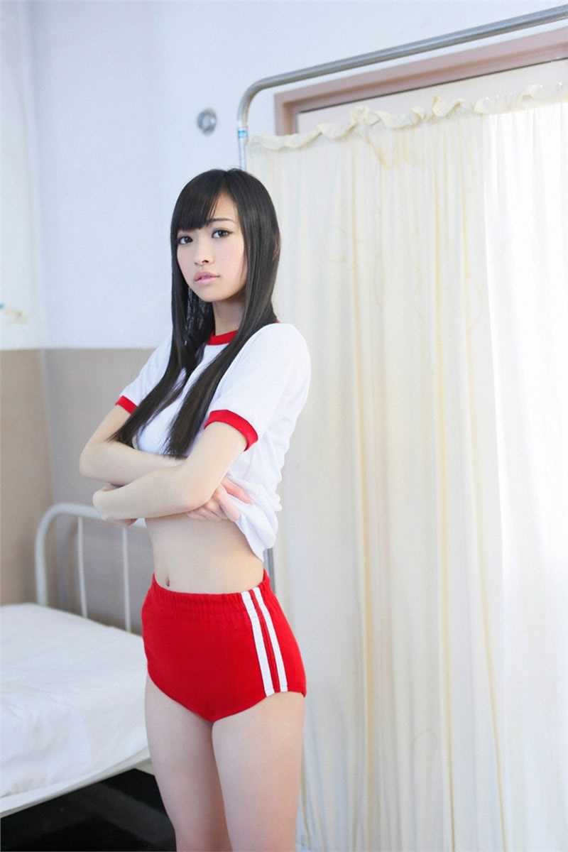 优质清纯学妹那奈体育课图片