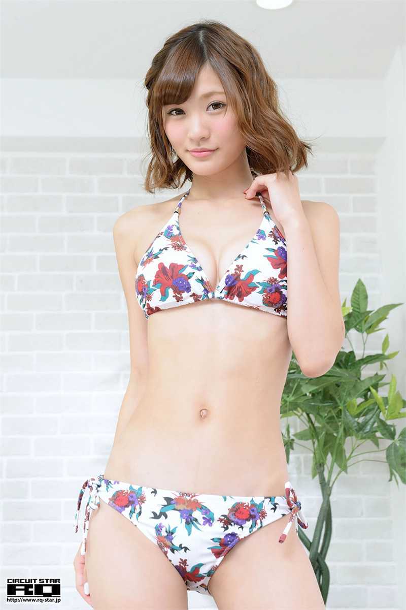 精选碎花比基尼神咲はるか图册