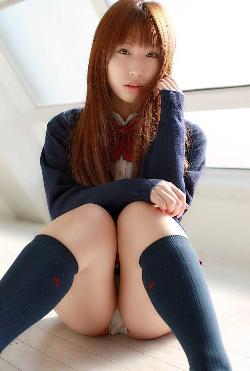 日本辣妹诱惑,白嫩大胸美女