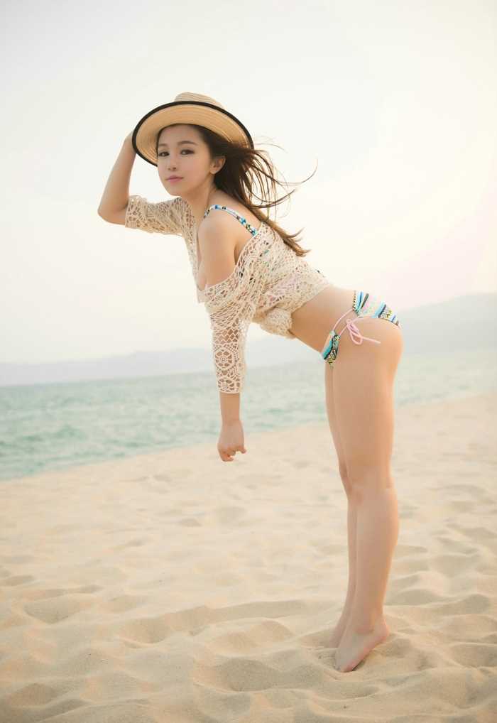 优质高清海边清凉美女刘希娅图片