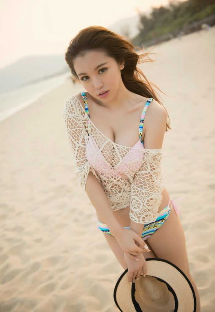 优质高清海边清凉美女刘希娅图片