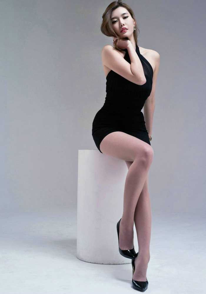 特别专辑韩流美女的大长腿秀图片