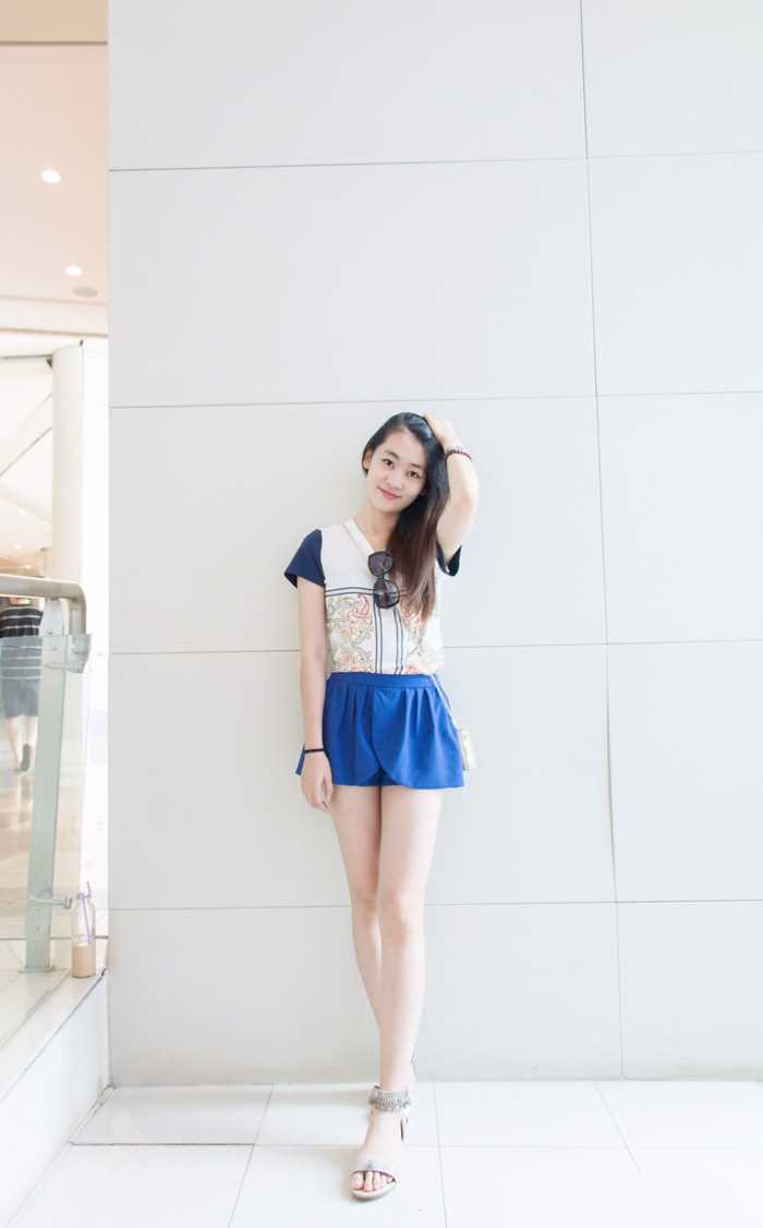 高清街头偶遇街拍少女图册