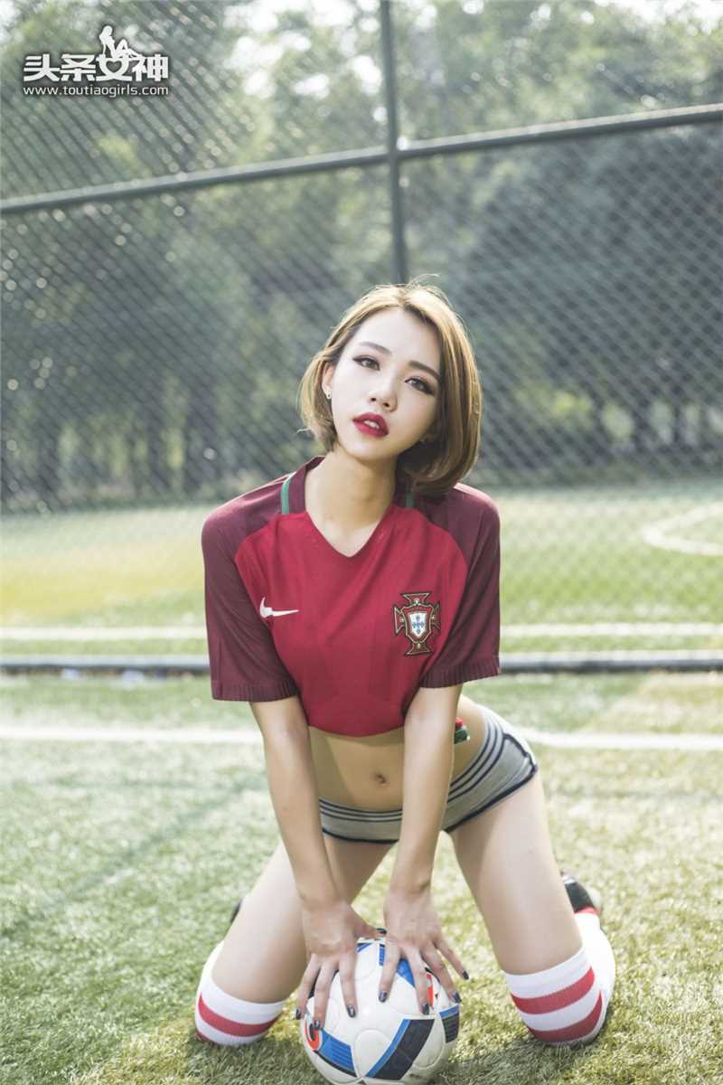 高清足球宝贝美女菲儿与模特们球场摄影图片大全图集