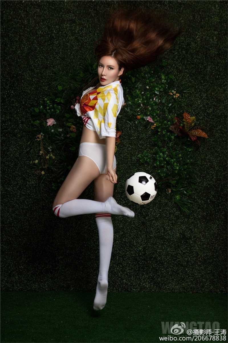 中国足球宝贝果儿Victoria欧洲杯艺术