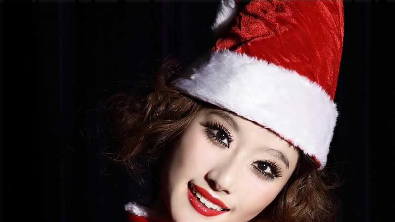 最新足球宝贝张意如性感高清壁纸图集