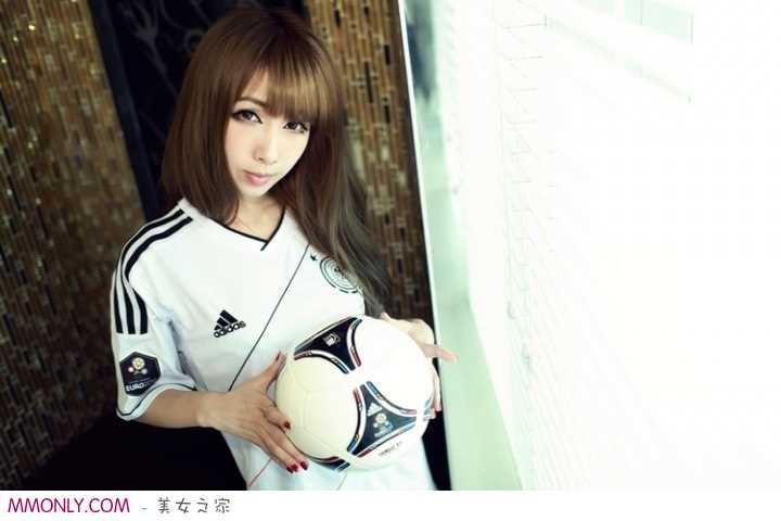 高清可爱足球宝贝私房高清图集