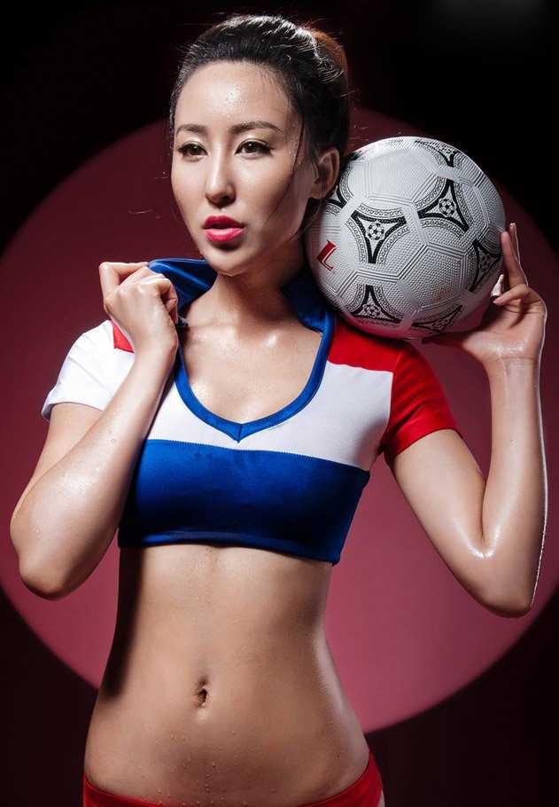 高清足球宝贝美臀长腿诱惑图册