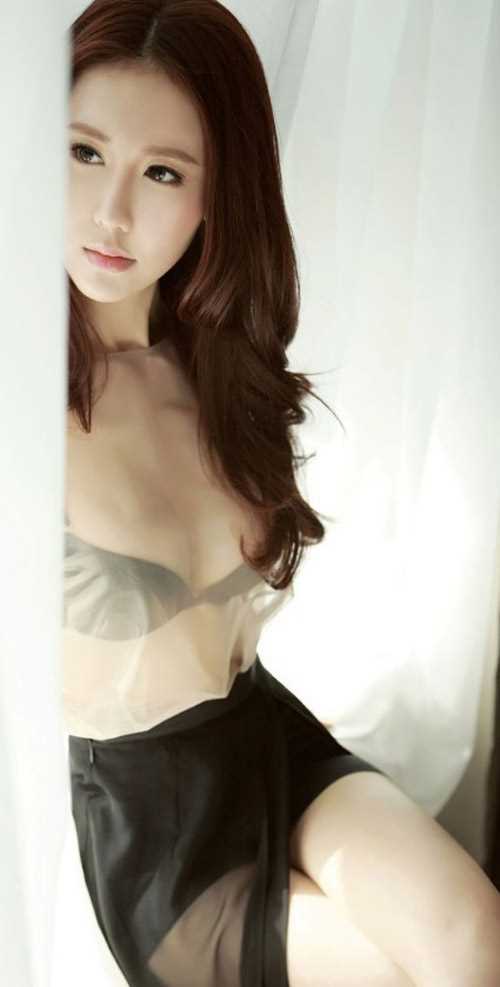 特别专辑性感足球宝贝秀美臀高清图片