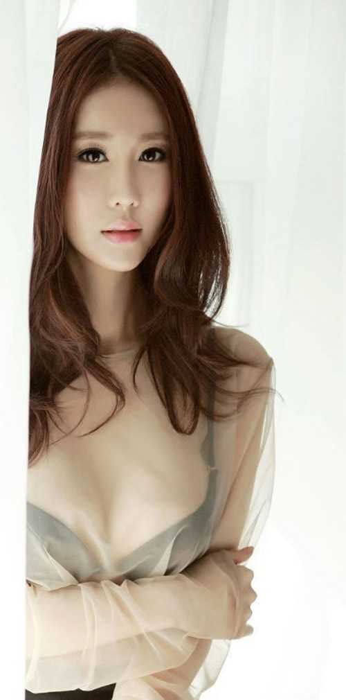 特别专辑性感足球宝贝秀美臀高清图片