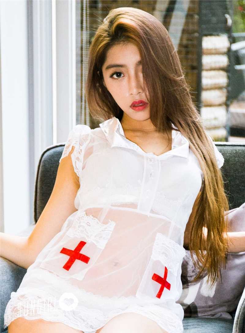 高清性感美艳护士美女透明衣白色内内抬腰挺臀最大胆37人体艺照片图集