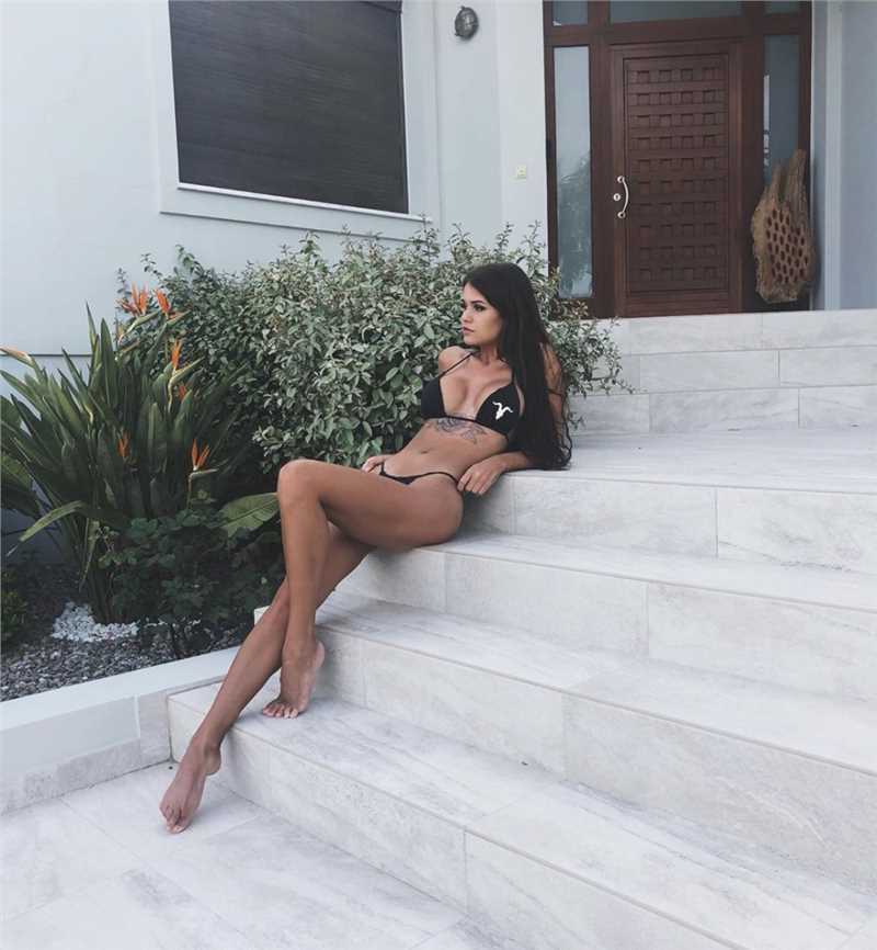 印度美女翘臀性感比基尼身材人体艺术