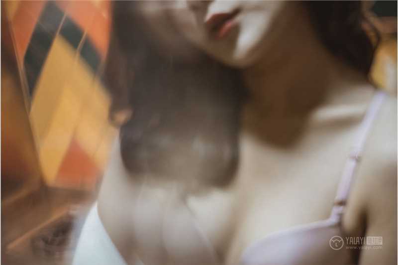 最新宅男最爱红颜知己芷琳挺翘漂亮性感诱人壁纸