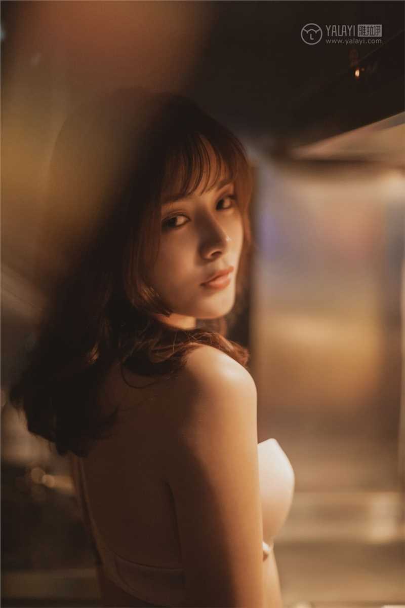 最新宅男最爱红颜知己芷琳挺翘漂亮性感诱人壁纸