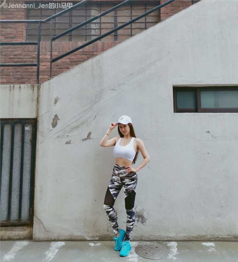 高清活力四射丰满性感私人美女教练翘胸大满满的诱惑图片图集