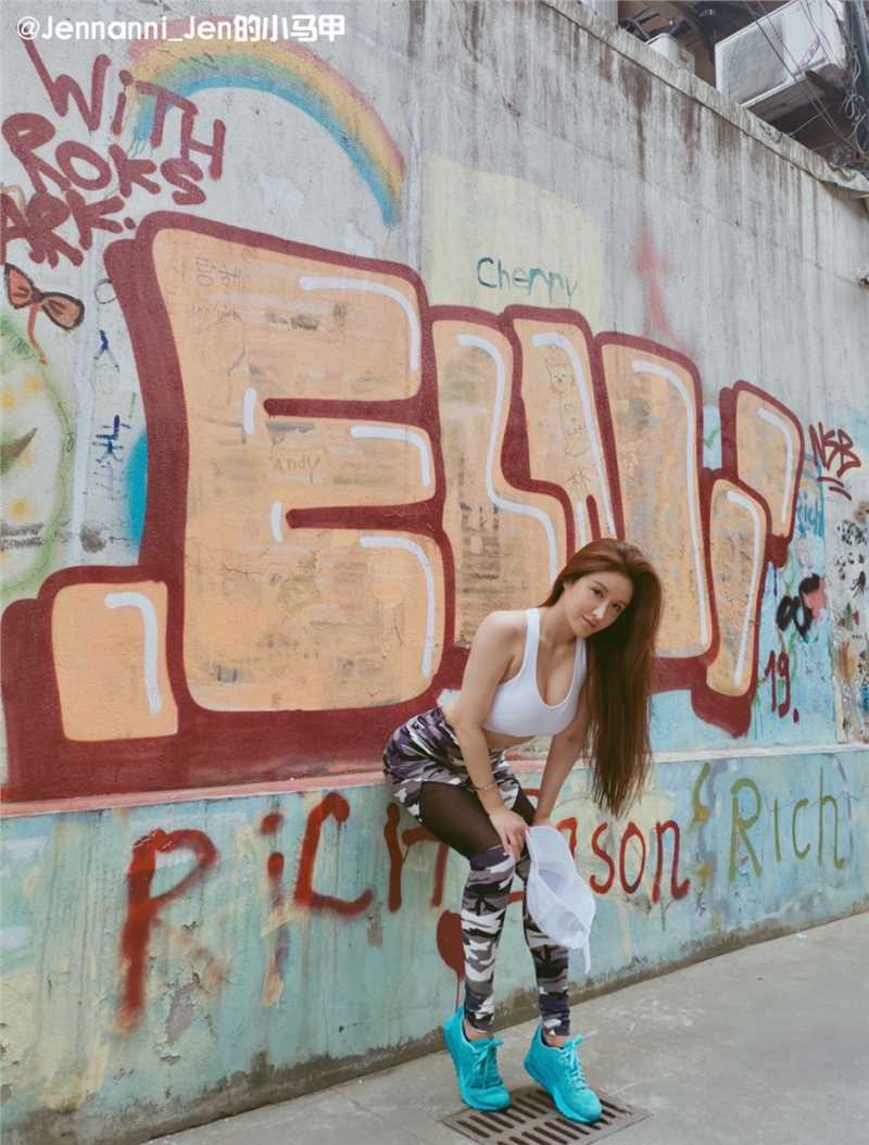 高清活力四射丰满性感私人美女教练翘胸大满满的诱惑图片图集