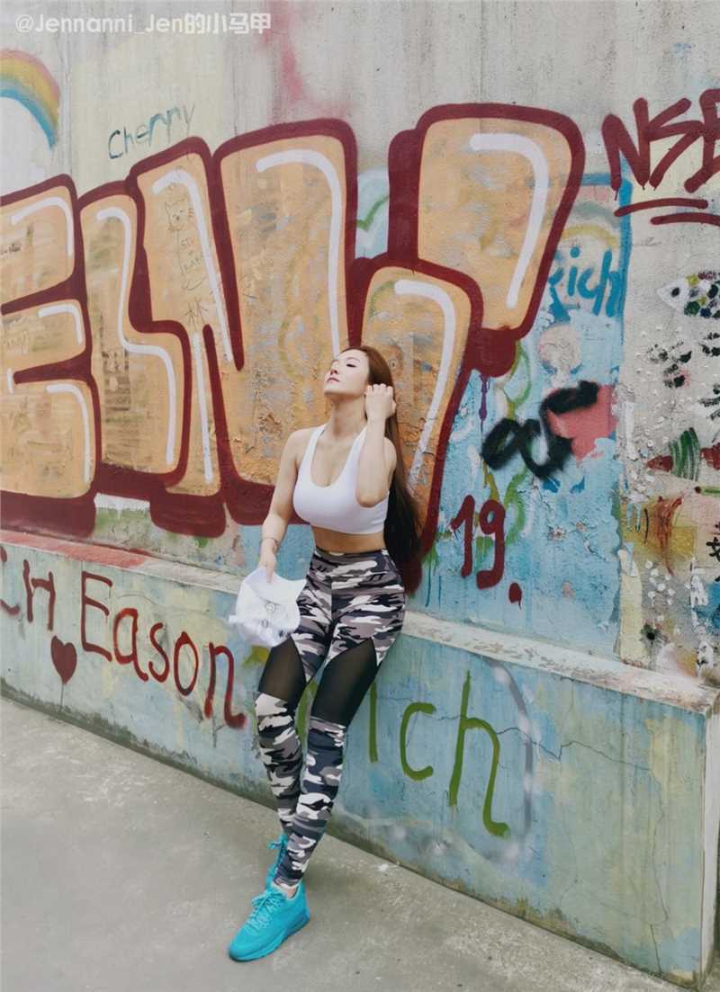 高清活力四射丰满性感私人美女教练翘胸大满满的诱惑图片图集