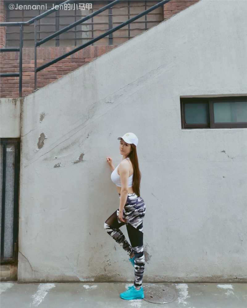 高清活力四射丰满性感私人美女教练翘胸大满满的诱惑图片图集