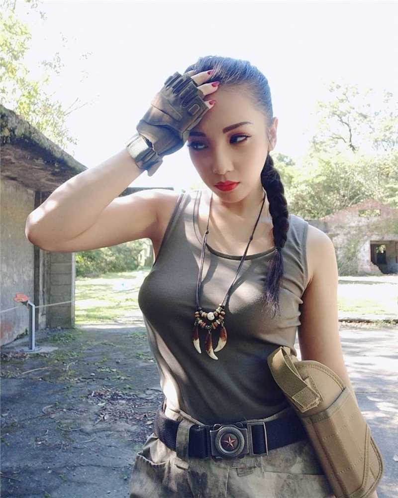 精选重生八零媳妇有点辣肉感把腿岔开记清撸撸射性感套图图册