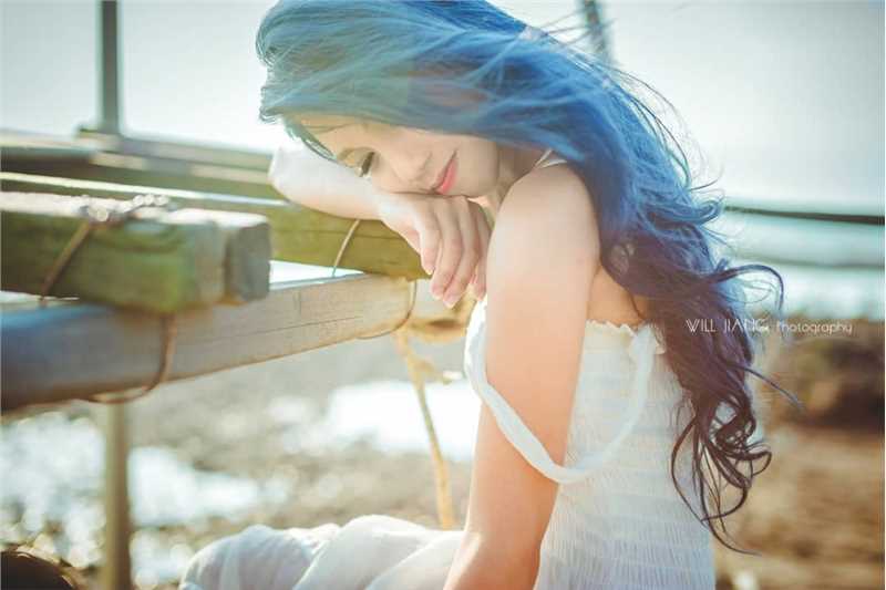 精选重生八零媳妇有点辣肉感把腿岔开记清撸撸射性感套图图册