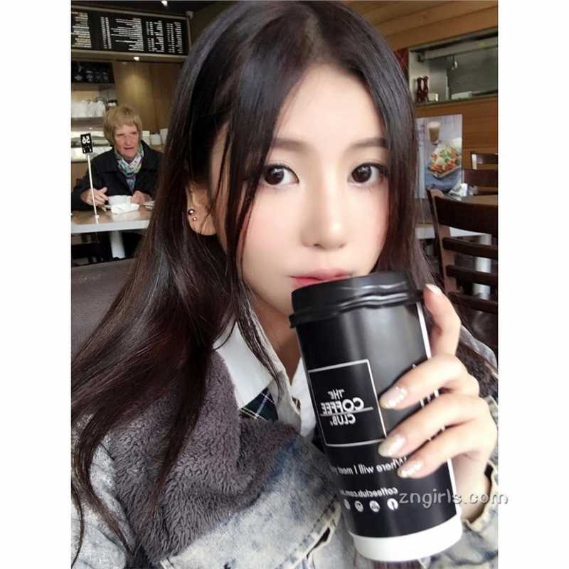 最新色偷偷撸香港美女巨胸年轻的妈妈性感私房照诱惑壁纸