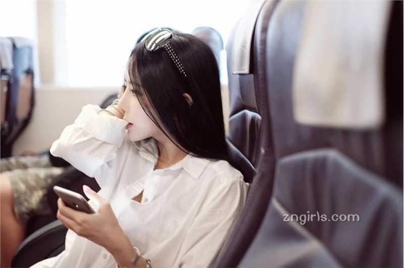 最新色偷偷撸香港美女巨胸年轻的妈妈性感私房照诱惑壁纸