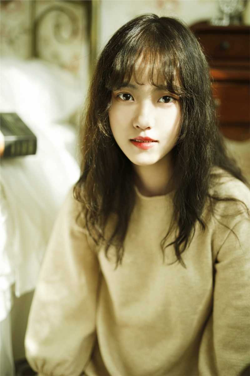 精选香艳甜美少女可爱不失性感私房优雅艺术个人图片图册