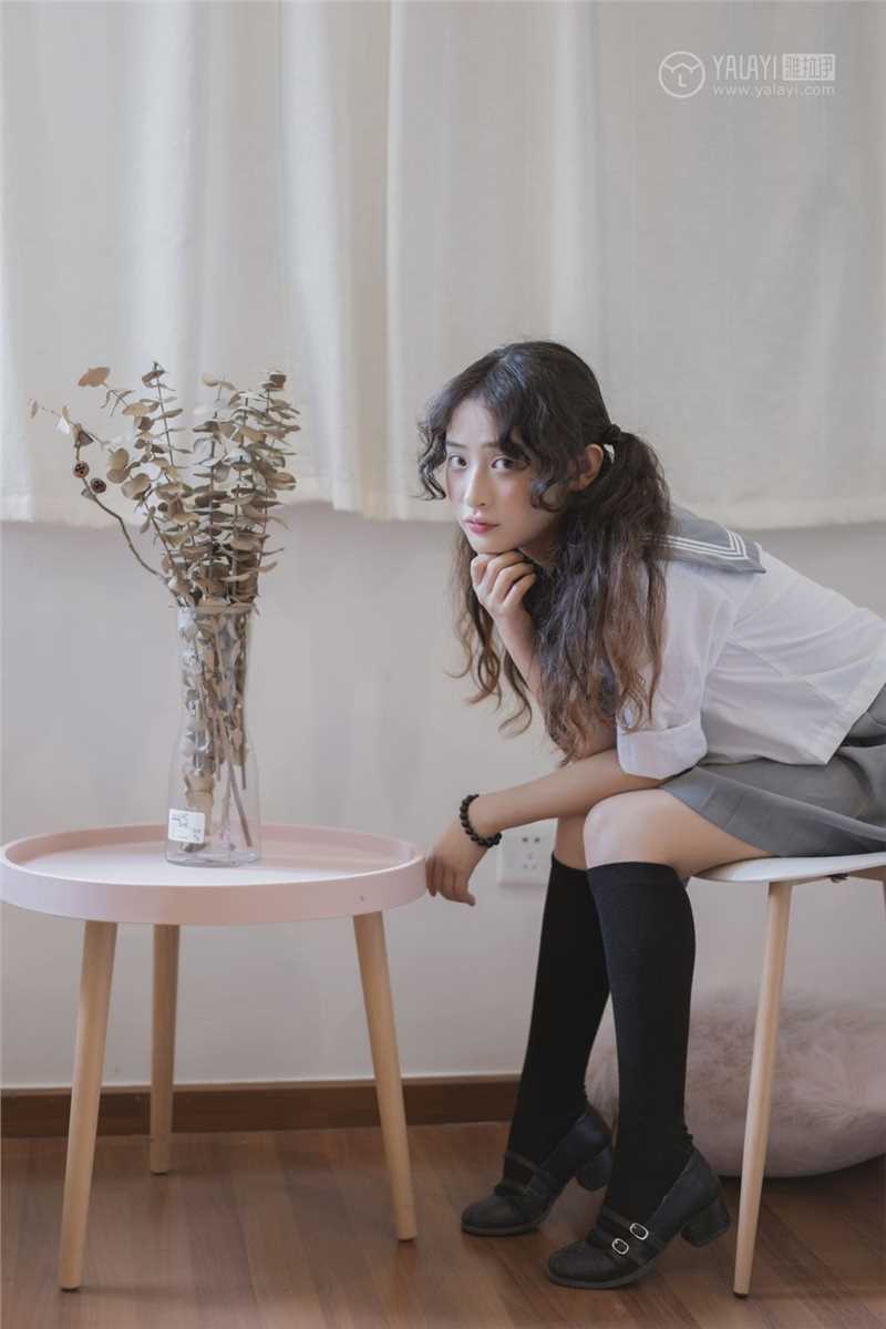 精选风流校花jk制服粉面桃腮清纯唯美人体欣赏图册