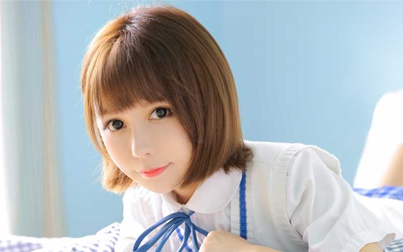 高清清纯小仙女俏皮短发明眸皓齿文艺美女艺术照图集