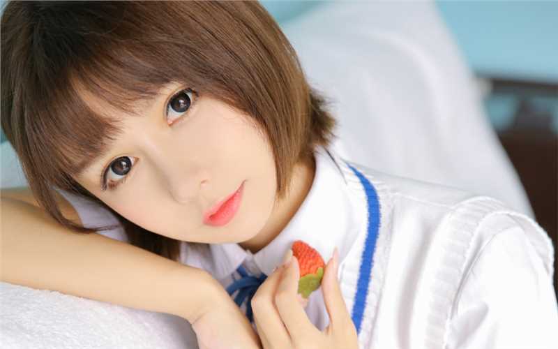 高清清纯小仙女俏皮短发明眸皓齿文艺美女艺术照图集