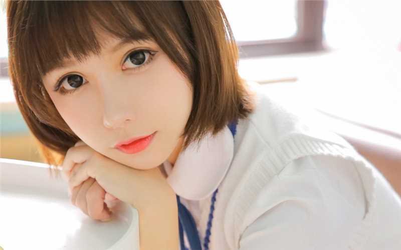 高清清纯小仙女俏皮短发明眸皓齿文艺美女艺术照图集