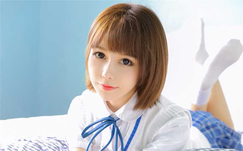 高清清纯小仙女俏皮短发明眸皓齿文艺美女艺术照图集