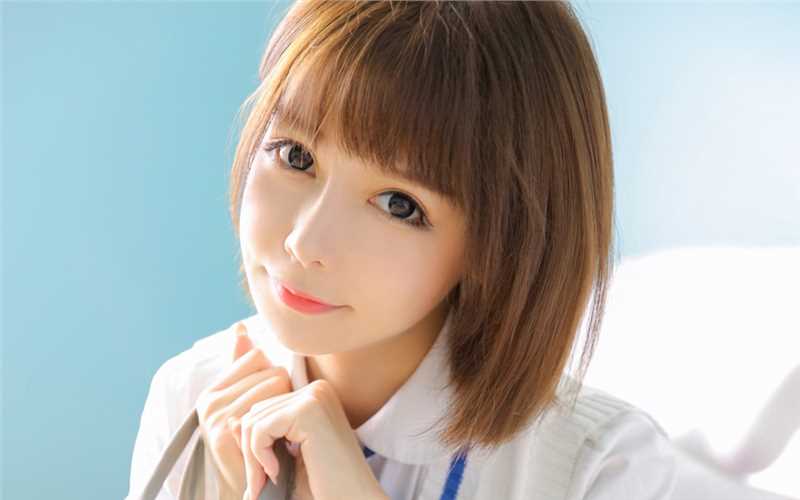 高清清纯小仙女俏皮短发明眸皓齿文艺美女艺术照图集