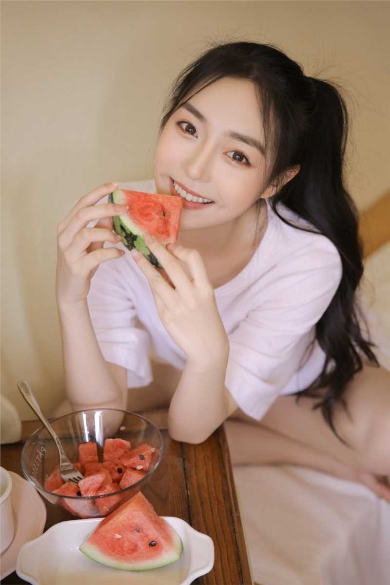 高清清纯可爱萌妹子真空内衣大胆开放图集