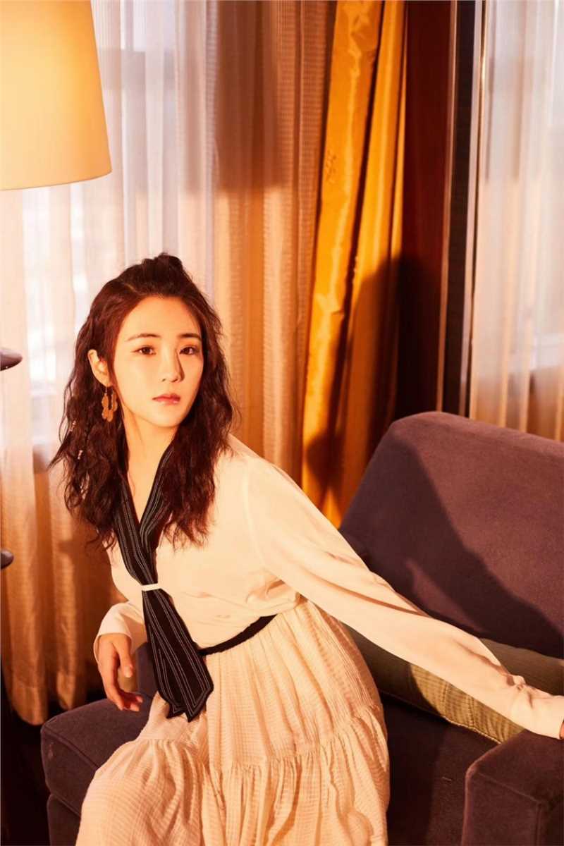 高清甜美少女张可盈清纯可爱气质梦幻养眼图片图集