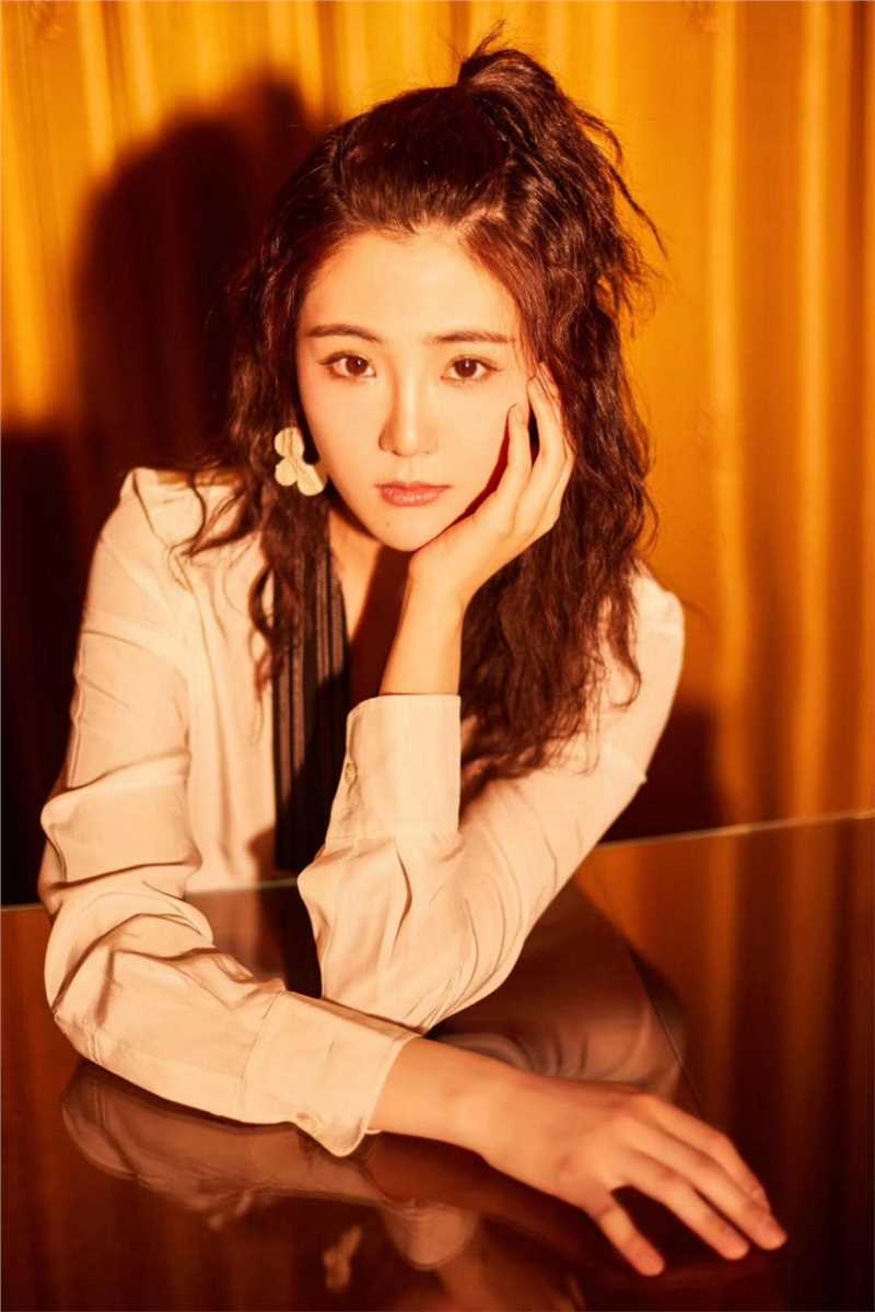 高清甜美少女张可盈清纯可爱气质梦幻养眼图片图集