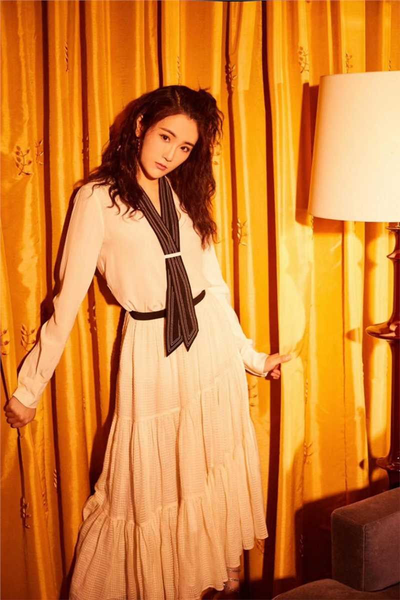 高清甜美少女张可盈清纯可爱气质梦幻养眼图片图集